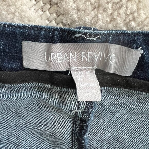 Urban Revivo High Rise Petite Slim Dark Wash Jean, in size USA 6 - Picture 2 of 5